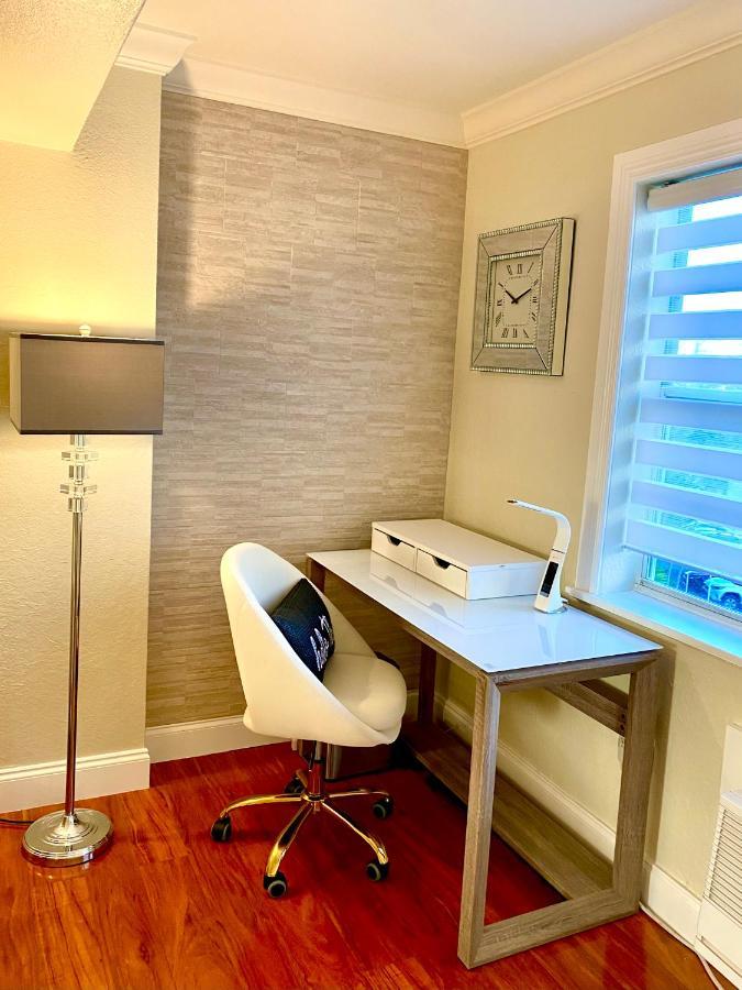 Deluxe Waterfront One Bedroom Apartment With Miami Skyline View, Free Parking 5 Mins Drive To Miami Beach Dış mekan fotoğraf