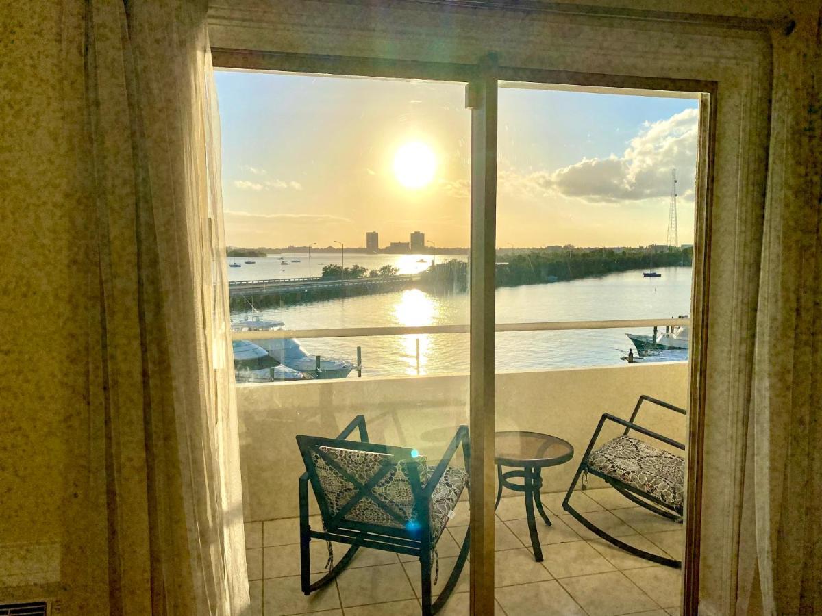 Deluxe Waterfront One Bedroom Apartment With Miami Skyline View, Free Parking 5 Mins Drive To Miami Beach Dış mekan fotoğraf